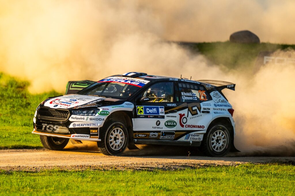 finska-rally-robert-virves-jedouci-s-vozem-skoda-chce-navazat-na-vitezstvi-ve-wrc2-na-estonske-rally
