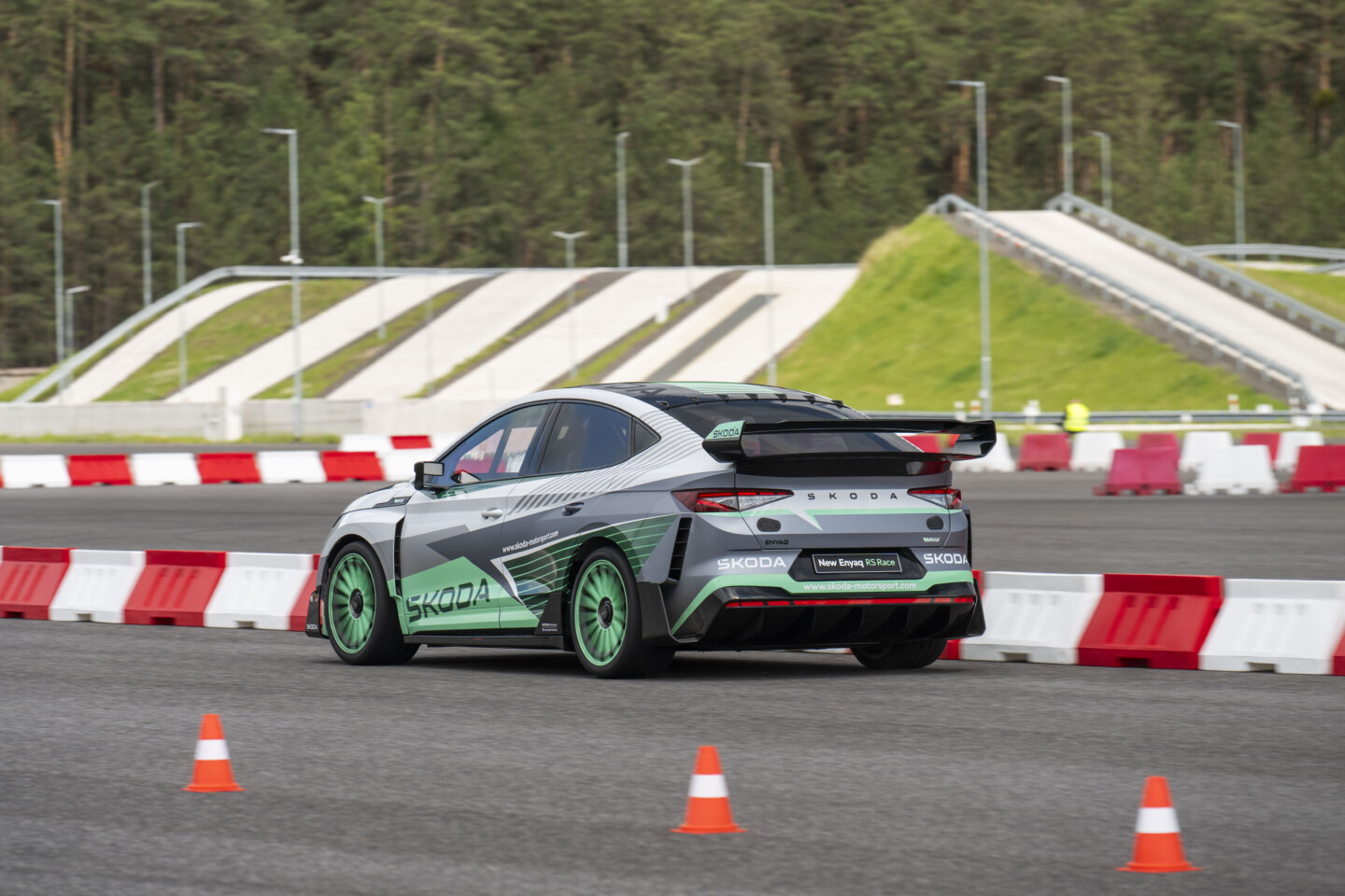Škoda Enyaq RS Race