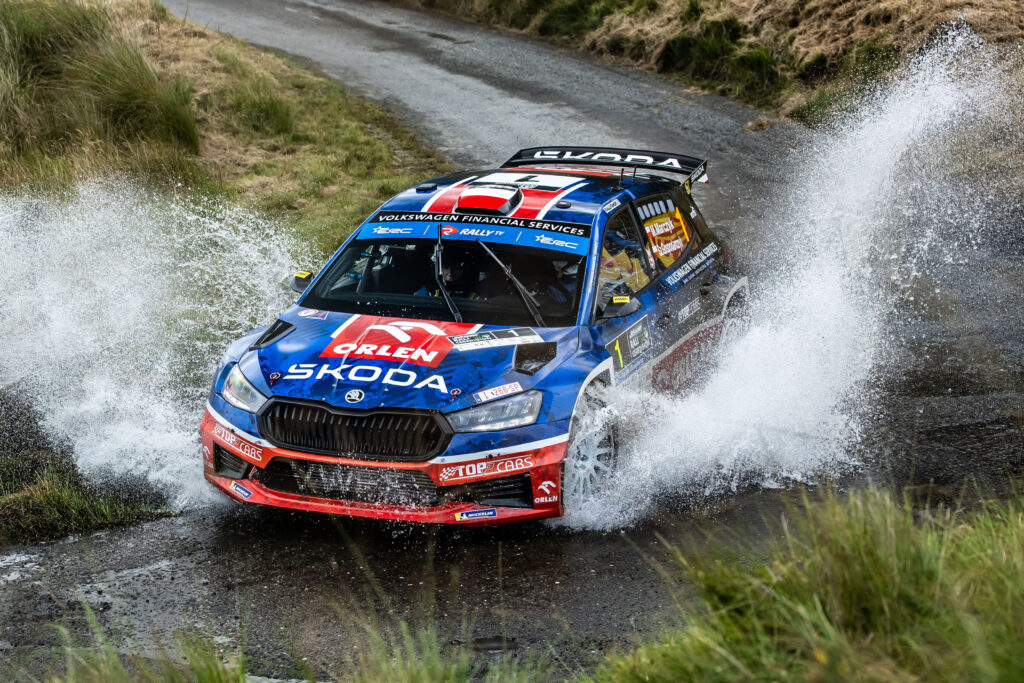rali-ceredigion-skoda-drivers-mikolaj-marczyk-and-andrea-mabellini-maintain-their-title-chances