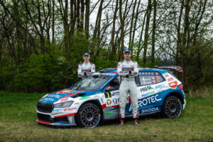 Agrotec Škoda Rally Team z jihomoravských Hustopečí nastupuje v osvědčené sestavě. Vedle jedenáctinásobného českého šampiona Jana Kopeckého znovu usedne navigátor Jiří Hovorka. Cíl pro sezonu je obhájit loňský mistrovský titul.