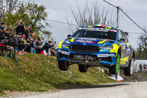 Cílem italské dvojice Roberto Daprà/Luca Guglielmetti (Škoda Fabia RS Rally2 týmu Delta Rally Team) je obsadit přední příčky.