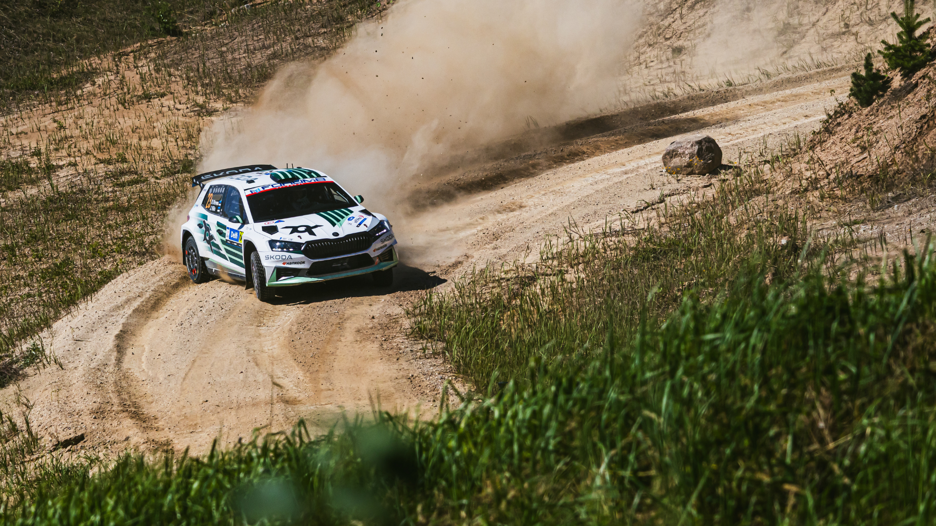 Vítězství v nervydrásajícím souboji | Rally Estonsko