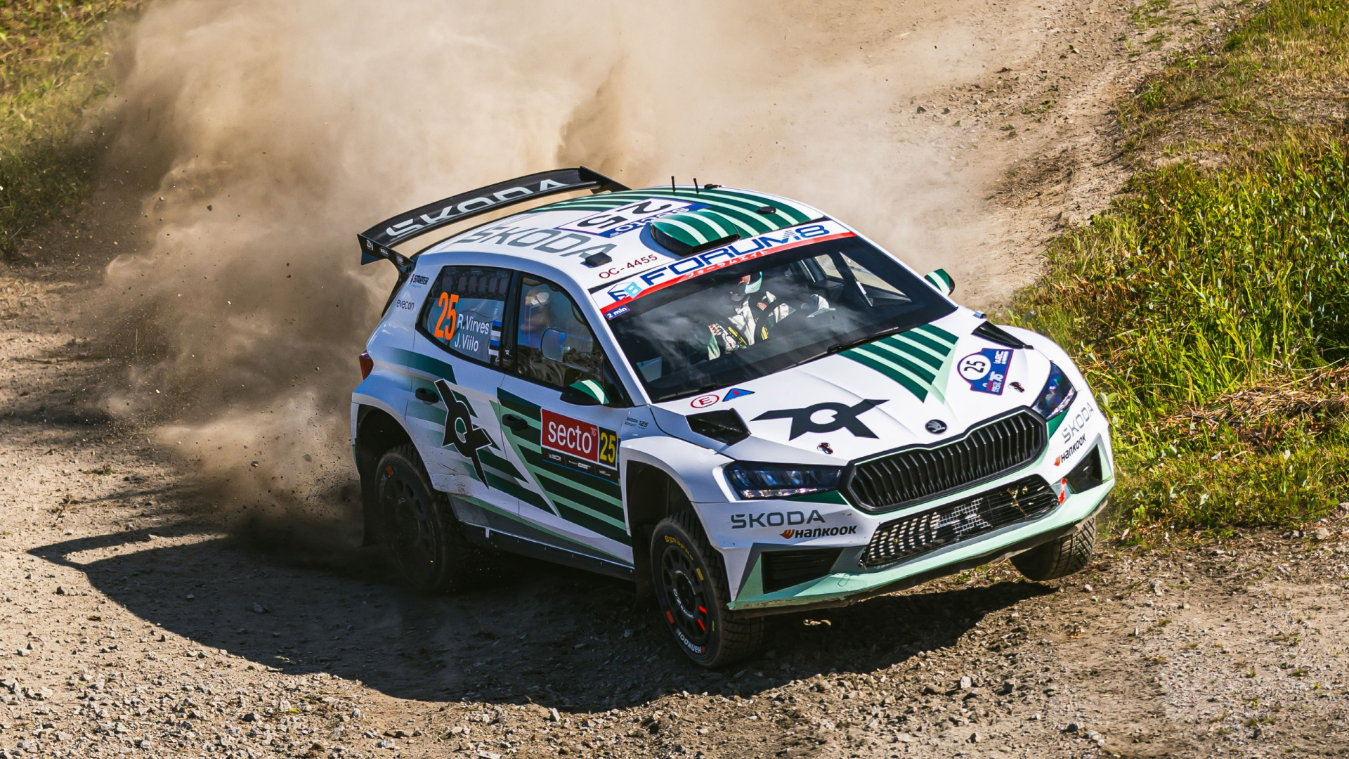 Rally del Paraguay: Škoda Fabia RS Rally2 crew compete as WRC2 overall leaders
